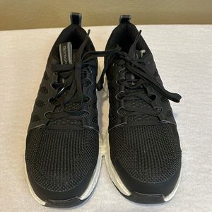 Reebok Black FloatRide Energy Size 6.5W